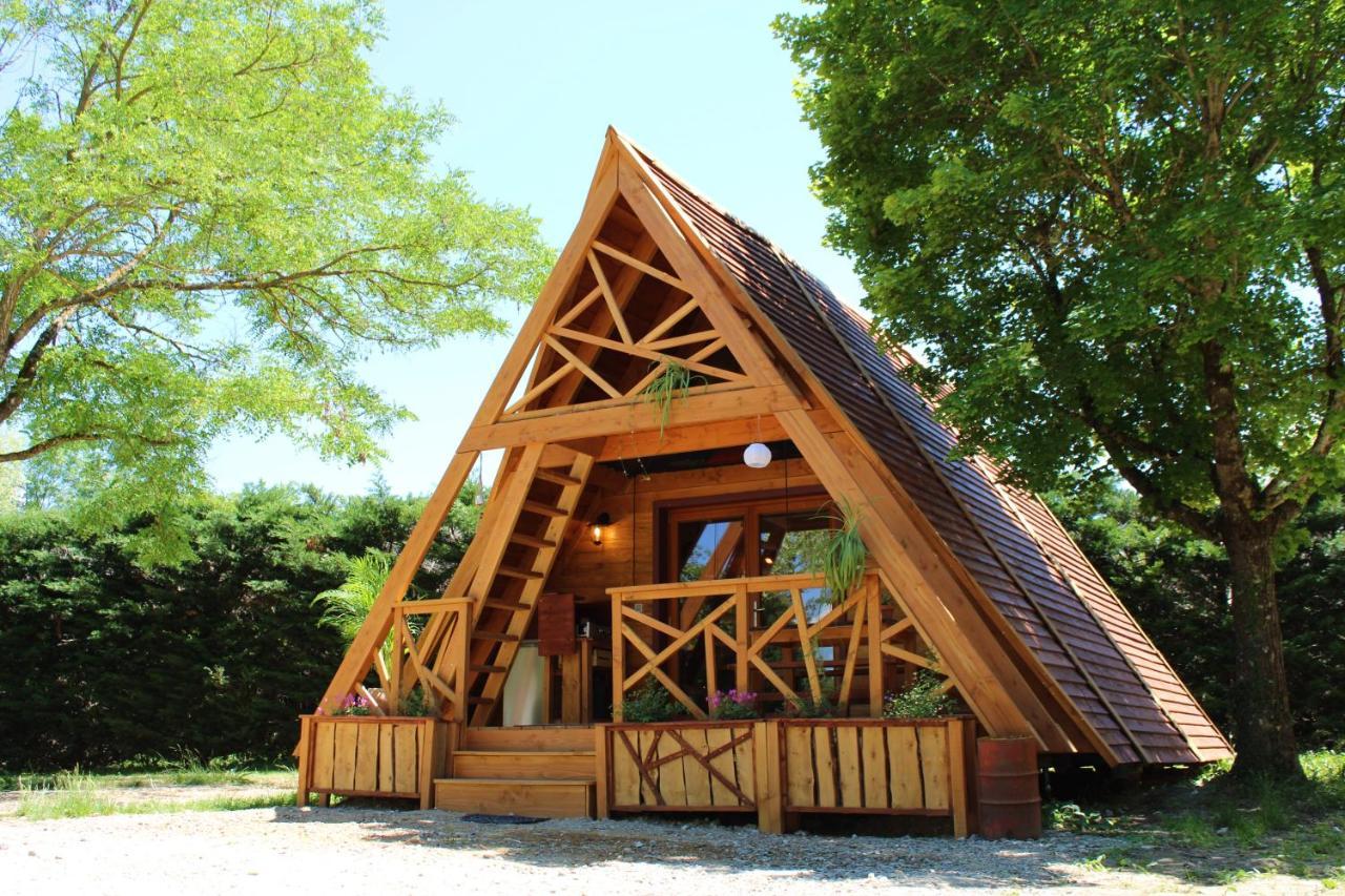 Habitat Createur - Hebergements Insolites Au Camping Municipal "Les Ecureuils" Recoubeau-Jansac ภายนอก รูปภาพ
